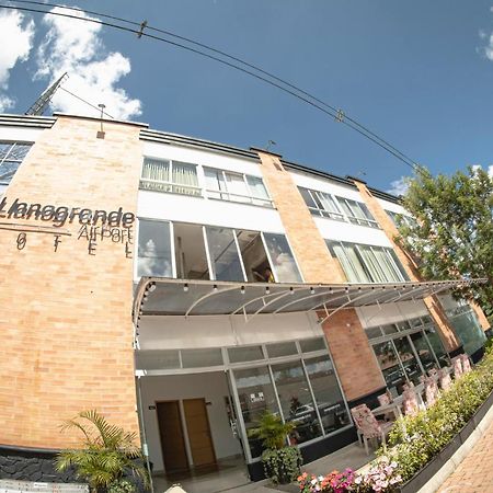 Llanogrande Airport By Bernalo Hotels Rionegro Bagian luar foto