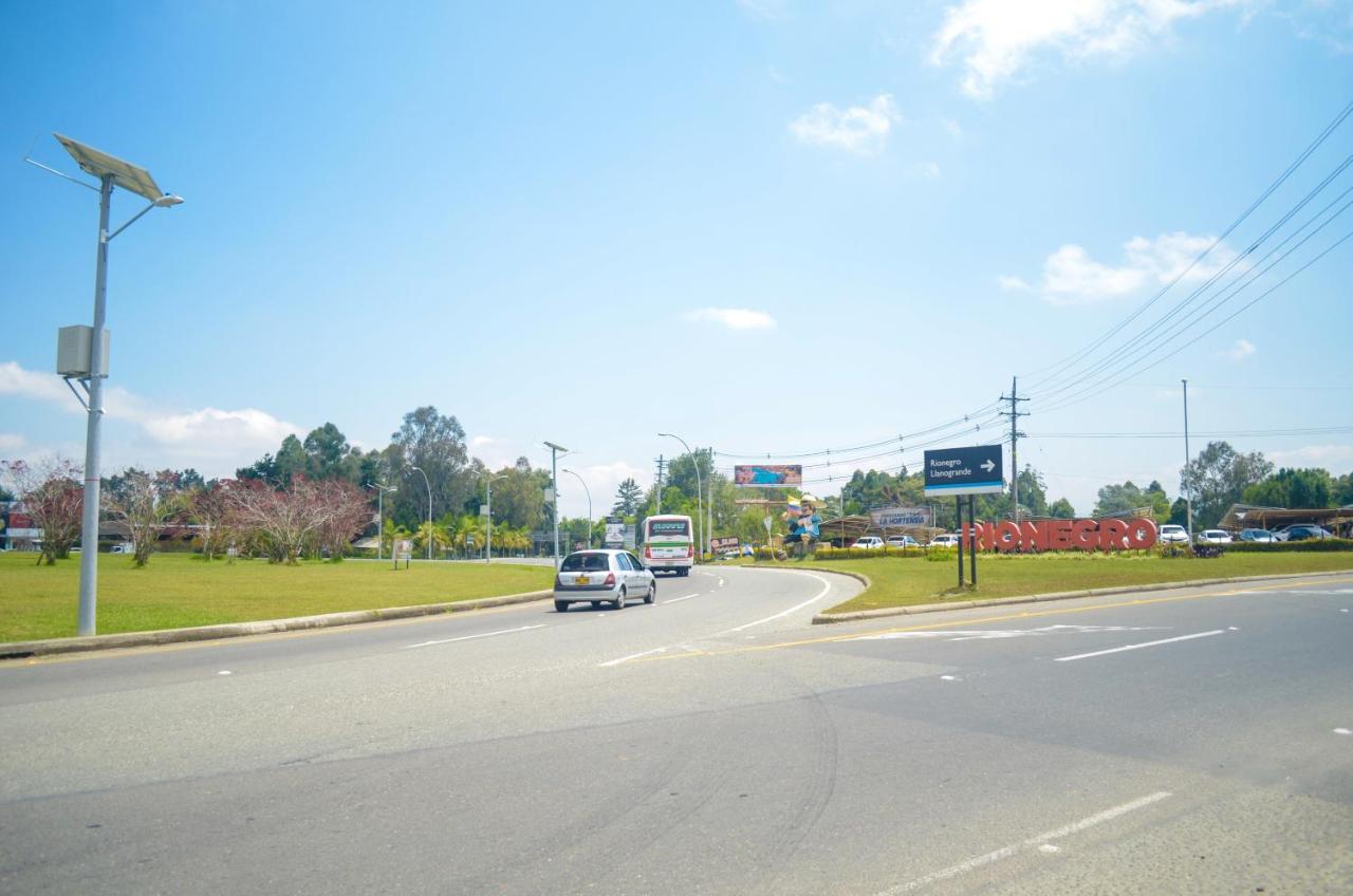 Llanogrande Airport By Bernalo Hotels Rionegro Bagian luar foto