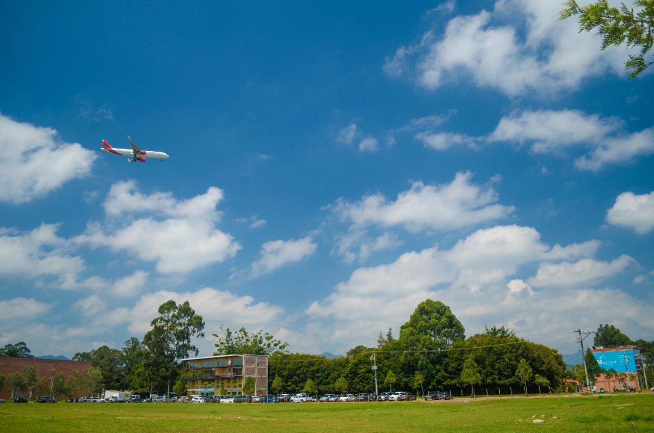 Llanogrande Airport By Bernalo Hotels Rionegro Bagian luar foto
