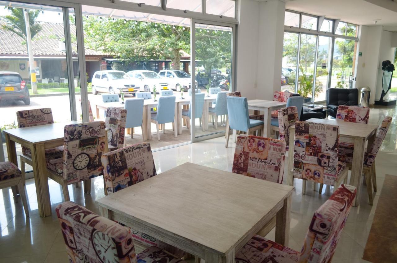 Llanogrande Airport By Bernalo Hotels Rionegro Bagian luar foto