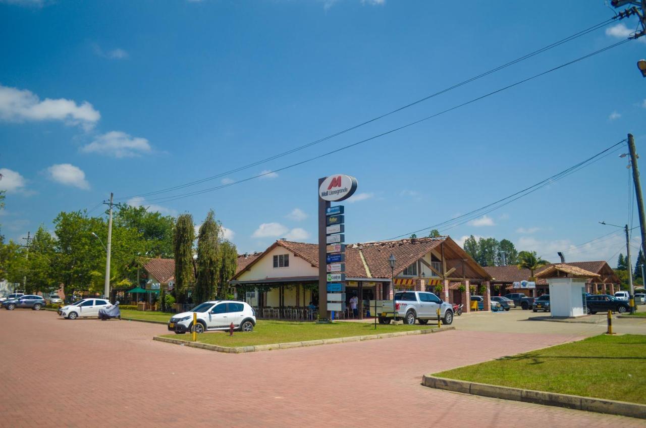 Llanogrande Airport By Bernalo Hotels Rionegro Bagian luar foto