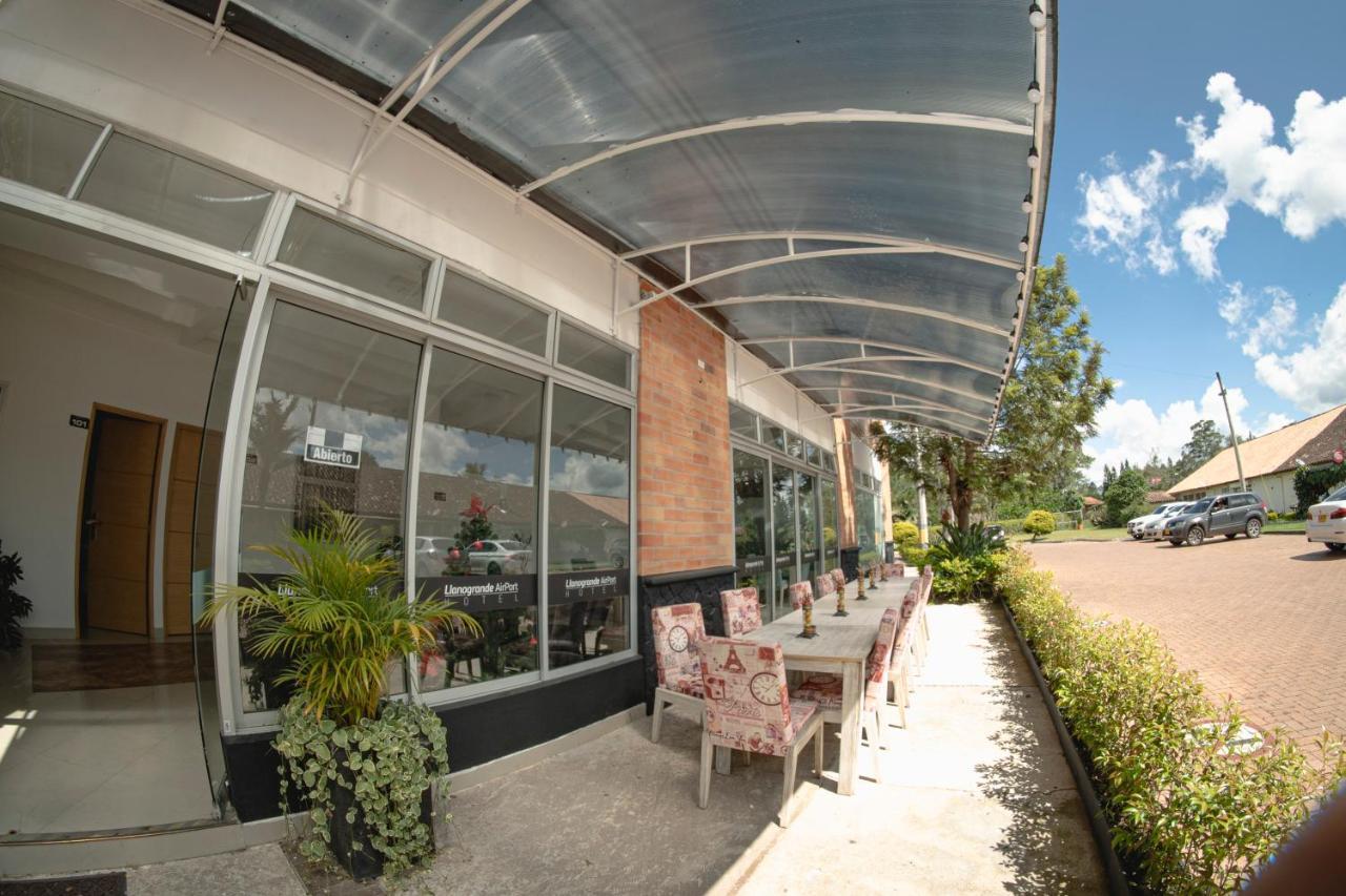 Llanogrande Airport By Bernalo Hotels Rionegro Bagian luar foto