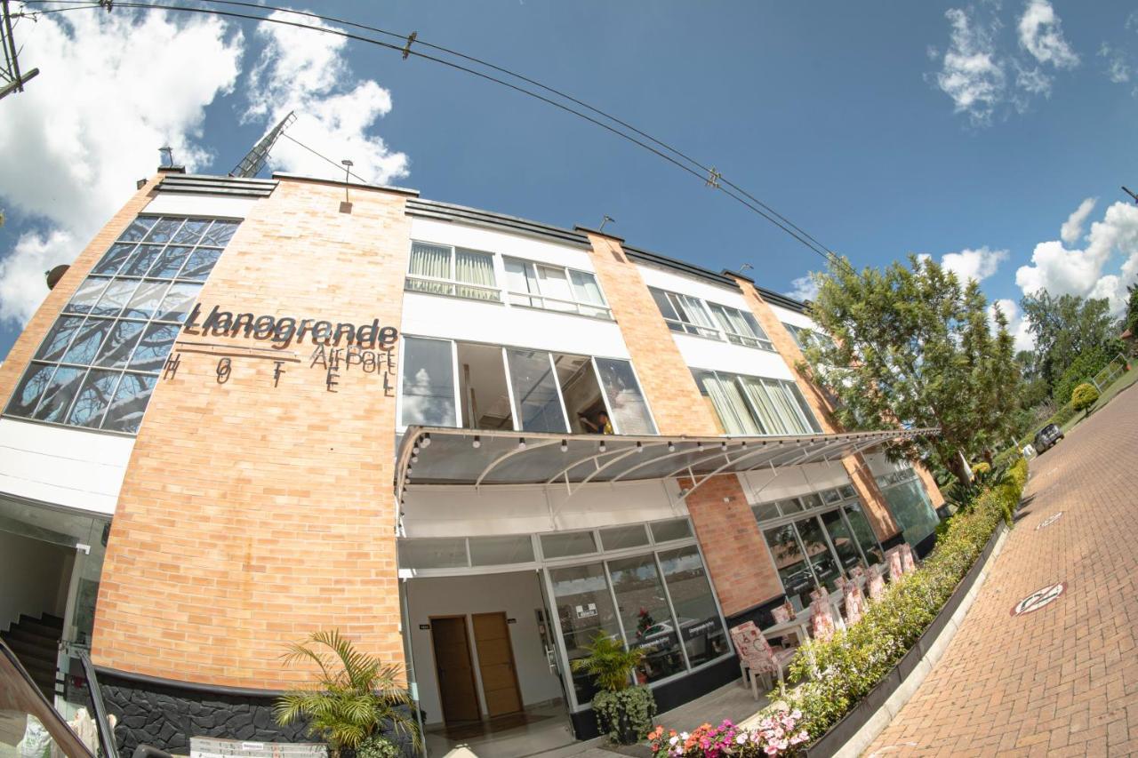 Llanogrande Airport By Bernalo Hotels Rionegro Bagian luar foto