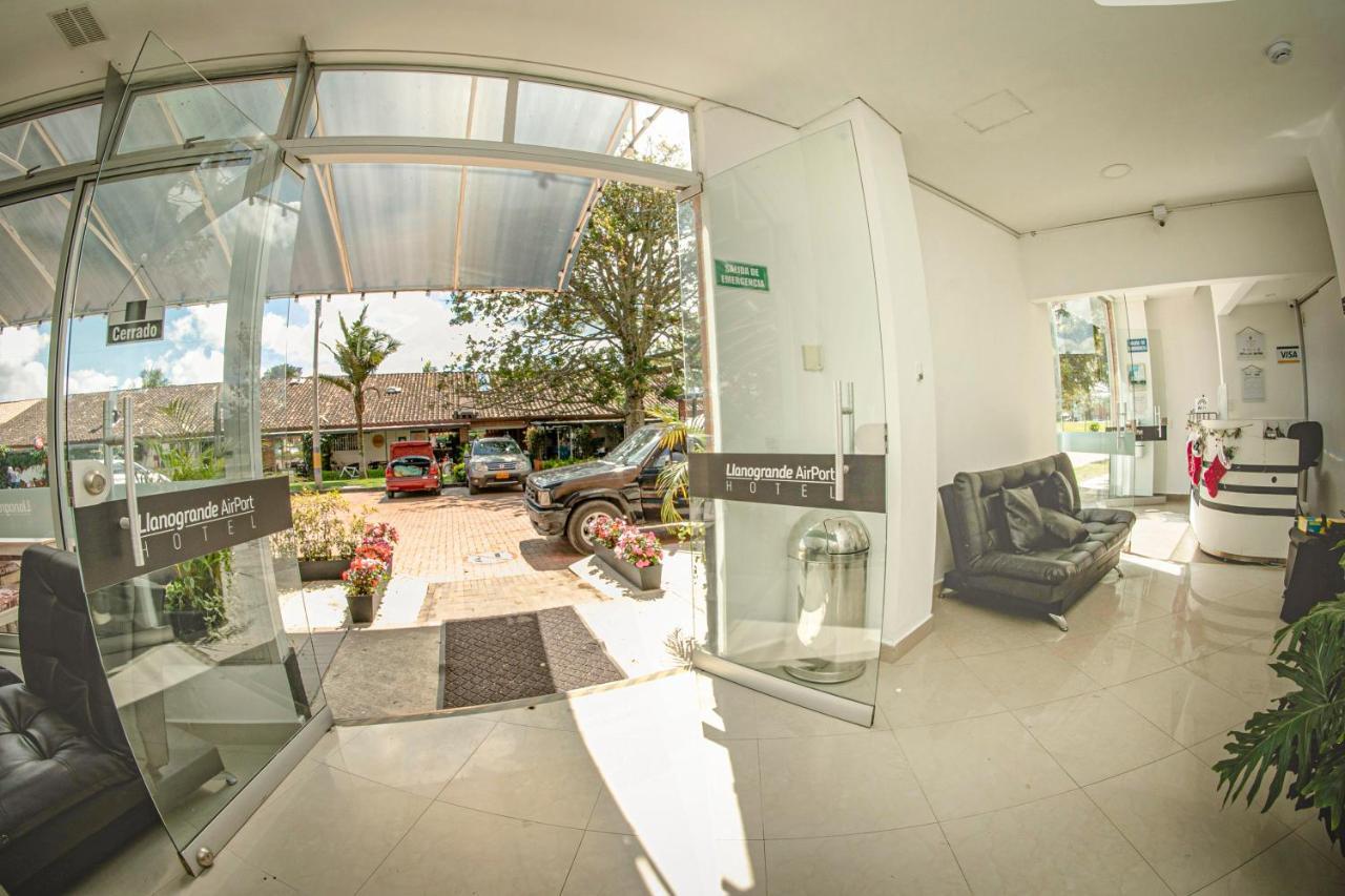 Llanogrande Airport By Bernalo Hotels Rionegro Bagian luar foto